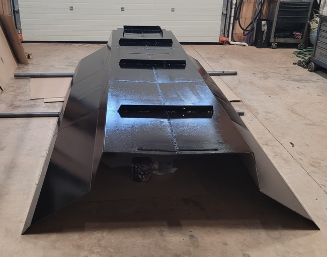 Caisson de remorque grue forestière pour l'évacuation des branches